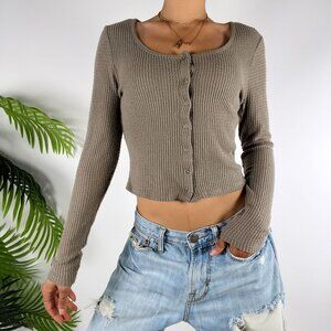 Cozie By Pinkrose Green Granola Girl Casual Button Cropped Long Sleeve Top / M